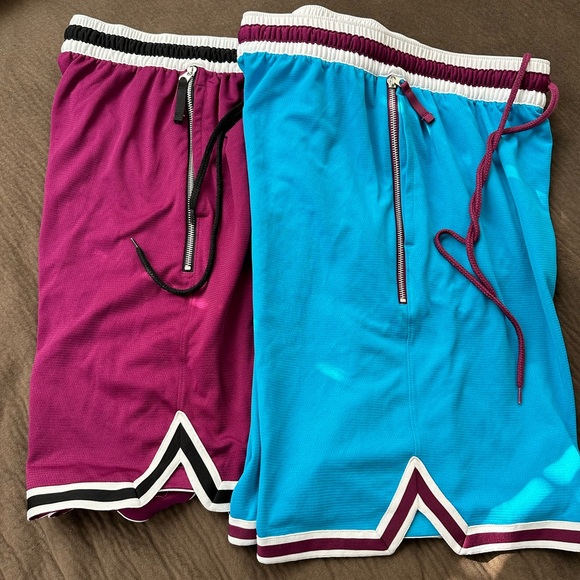 Two pair of Nike basketball shorts excellent condition - Picture 2 of 2